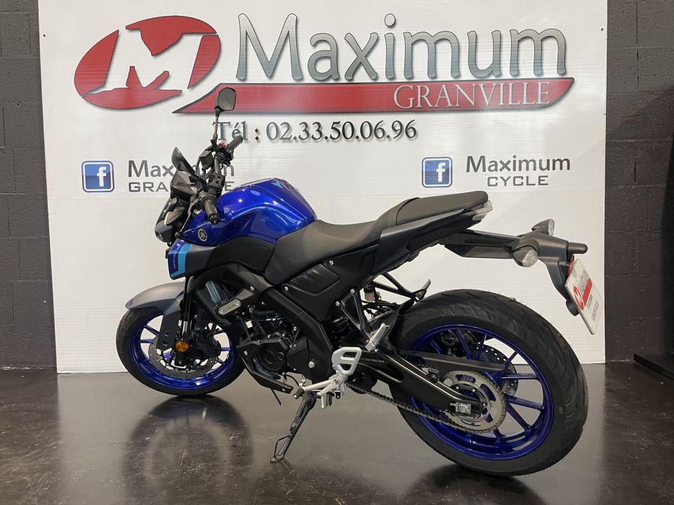 YAMAHA MT-125 ABS 12