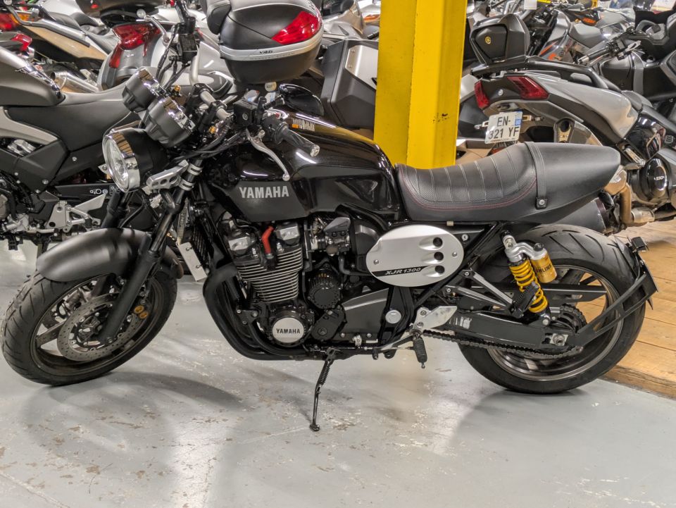 YAMAHA XJR 1300 RACER 0