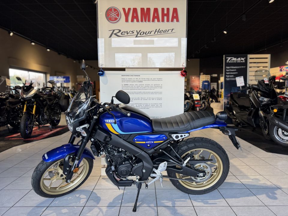 YAMAHA XSR 125 2