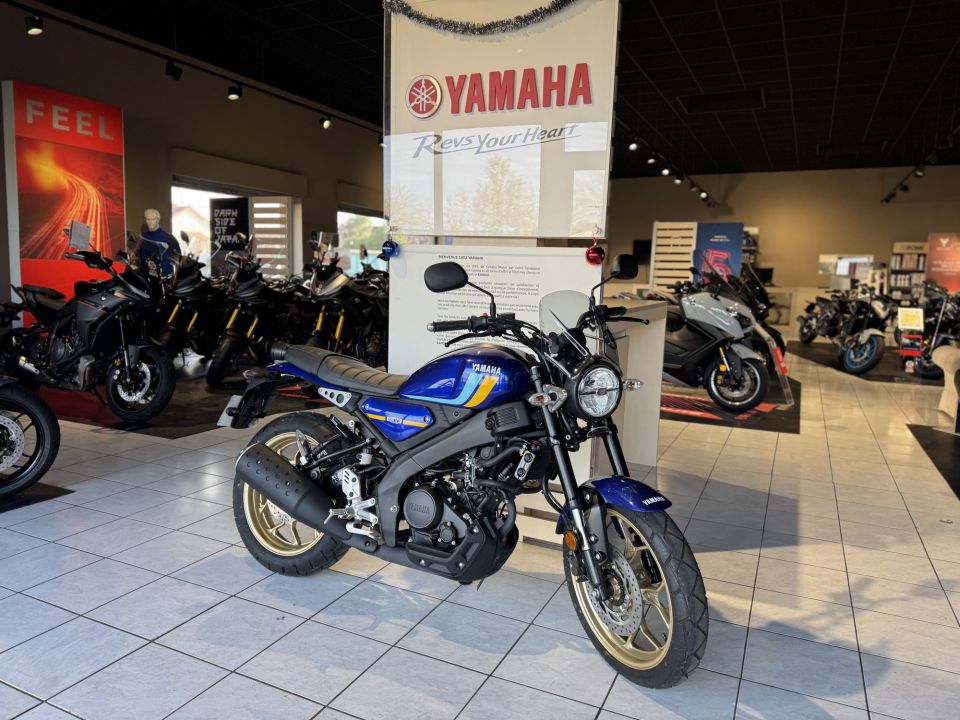 YAMAHA XSR 125 5