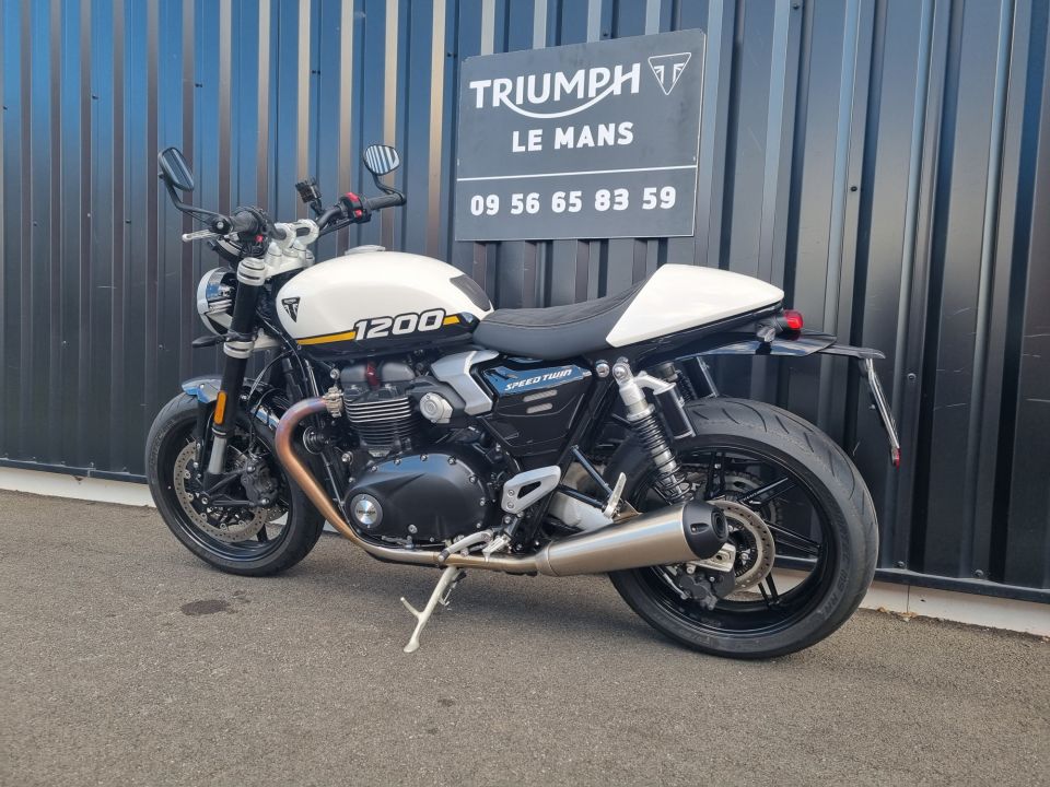 TRIUMPH SPEED TWIN 1200 20