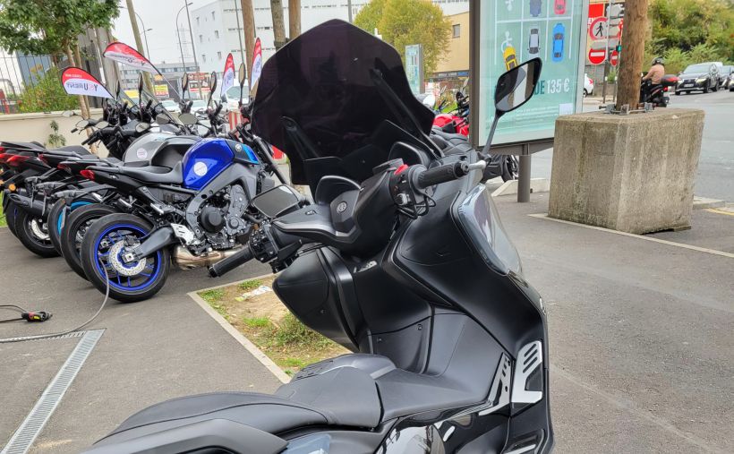 YAMAHA XP T-MAX 560 TECH MAX 2