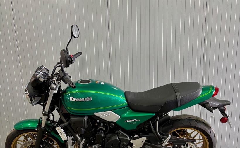KAWASAKI Z 650 RS 9