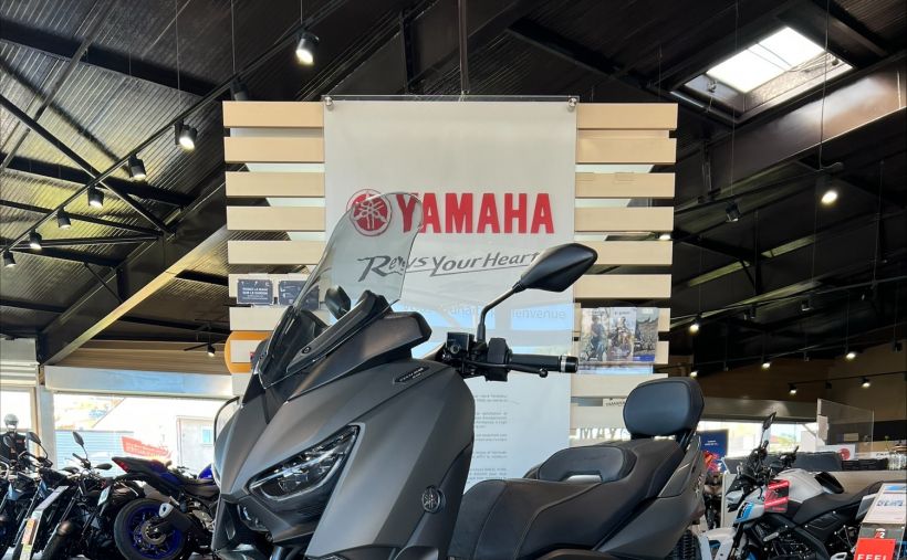 YAMAHA XMAX 125 TECH MAX 0