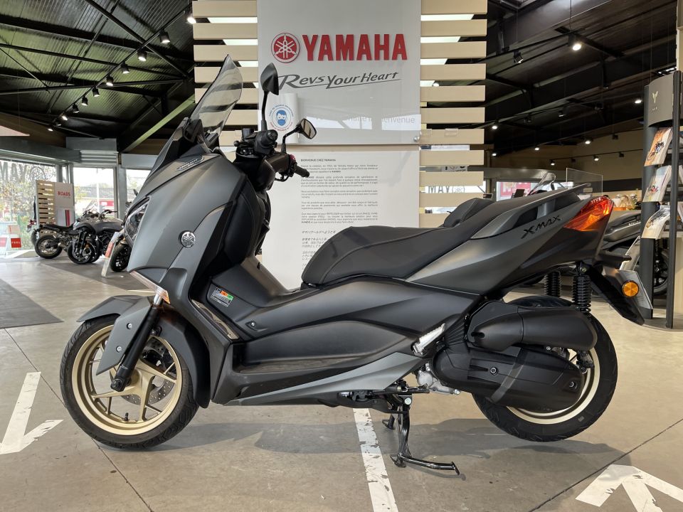 YAMAHA XMAX 125 TECH MAX 1