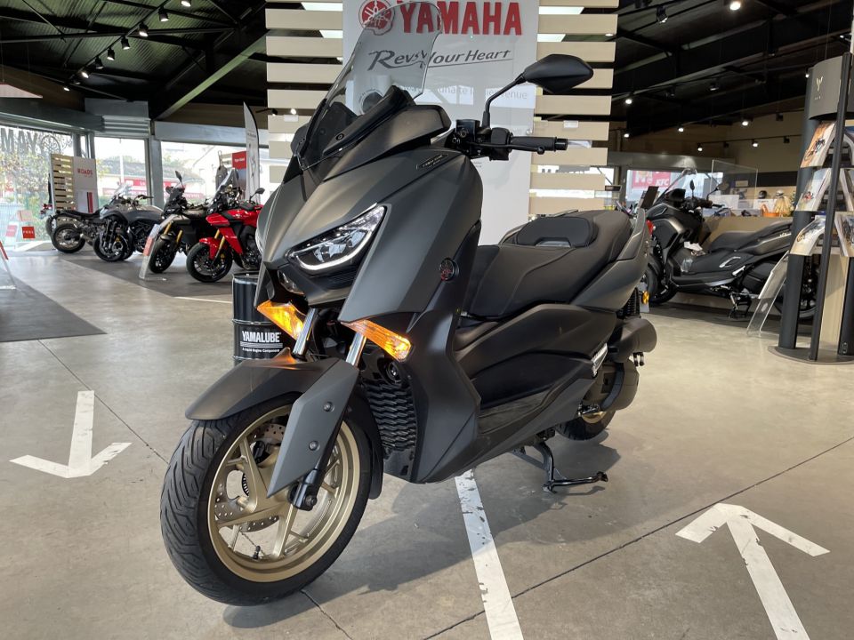 YAMAHA XMAX 125 TECH MAX 0