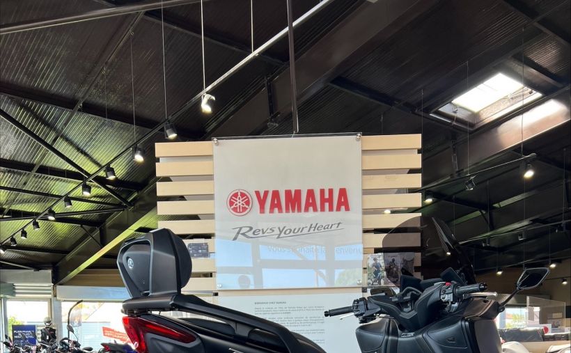 YAMAHA XP T-MAX 560 7
