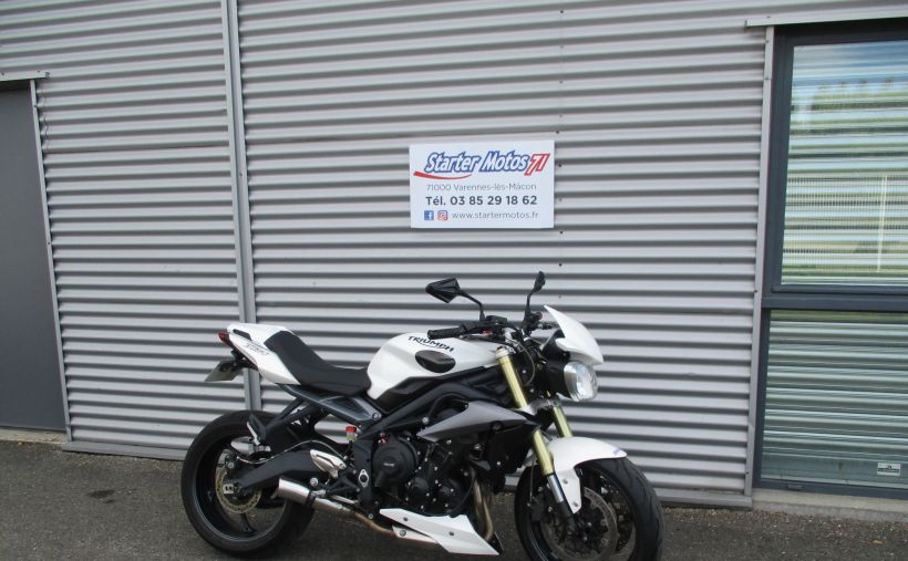 TRIUMPH STREET TRIPLE 675 0