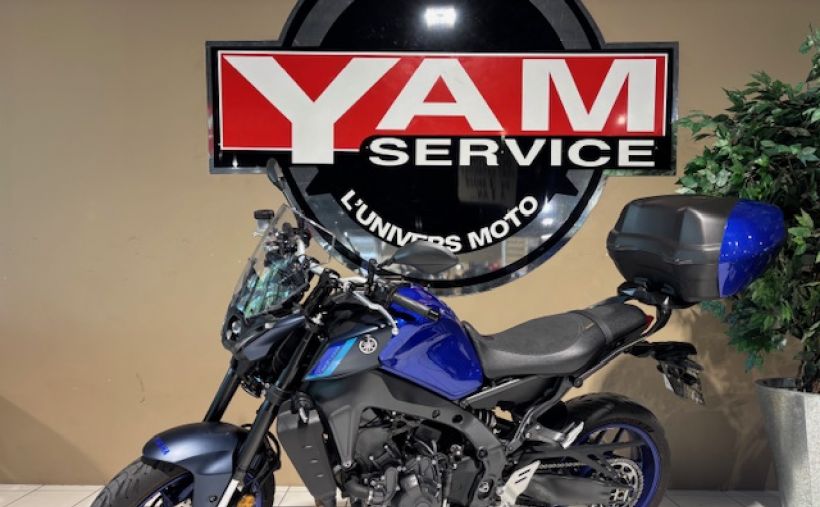 YAMAHA MT-09 1