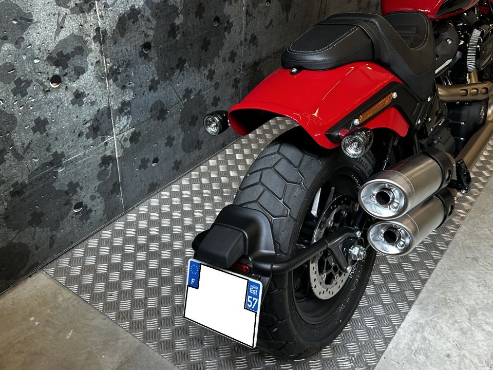 HARLEY-DAVIDSON SOFTAIL FAT BOB 1868 18