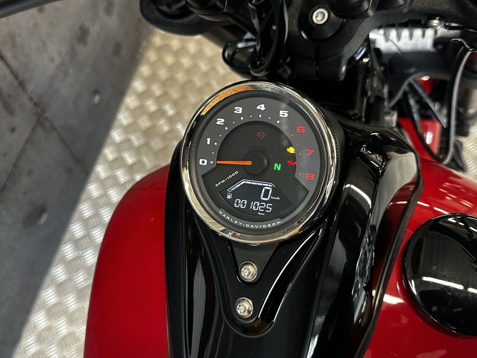 HARLEY-DAVIDSON SOFTAIL FAT BOB 1868 27