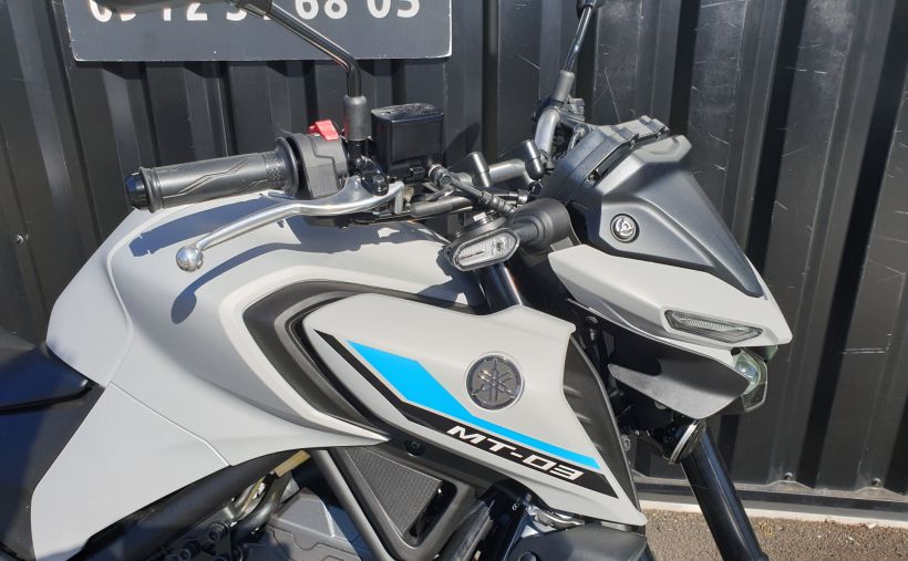 YAMAHA MT-03 1