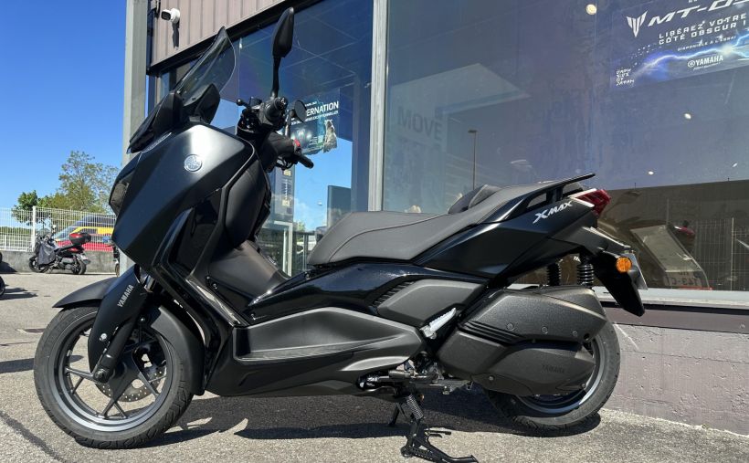 YAMAHA XMAX 300 Tech Max 5