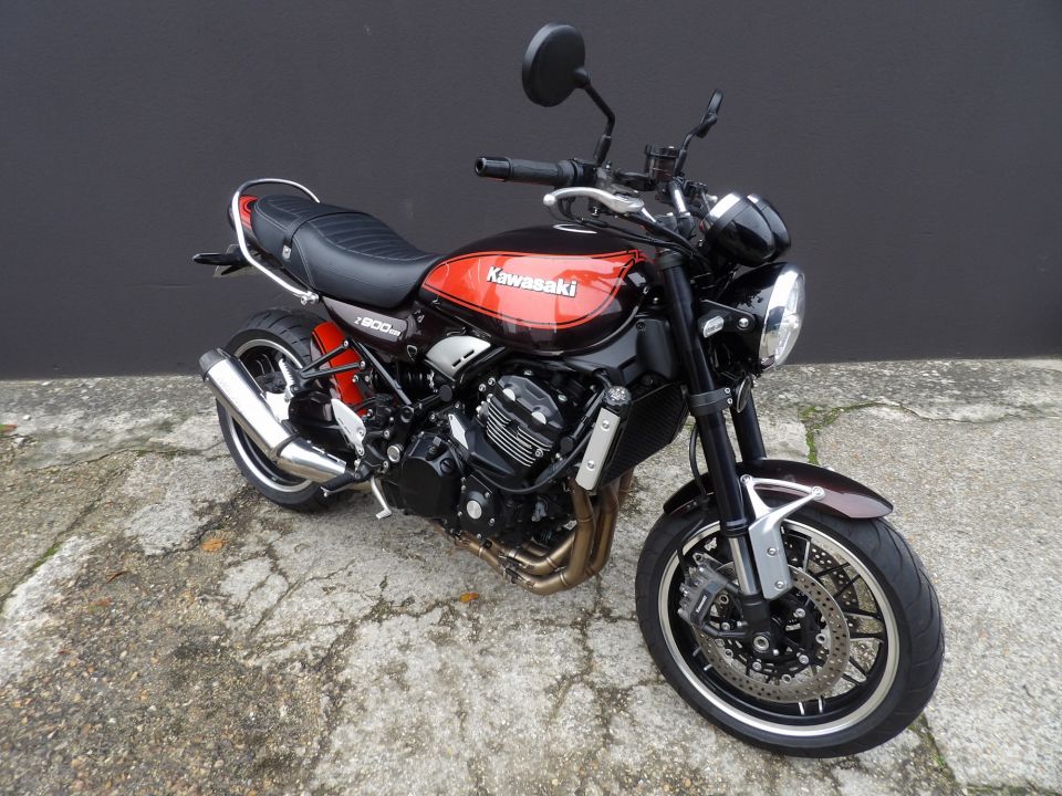 KAWASAKI Z900RS 0