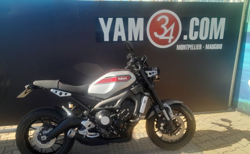YAMAHA XSR 900 5