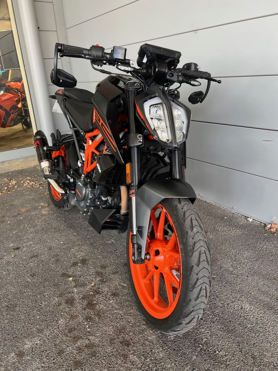 KTM 125 DUKE ABS 6