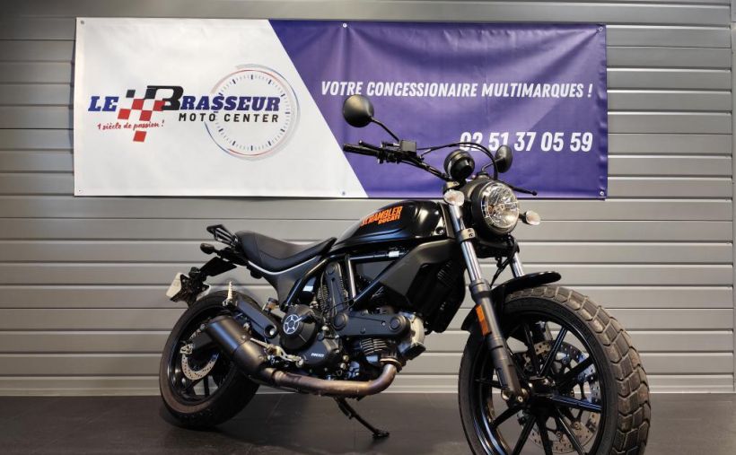 DUCATI 400 Scrambler Sixty 2 #hastag 2