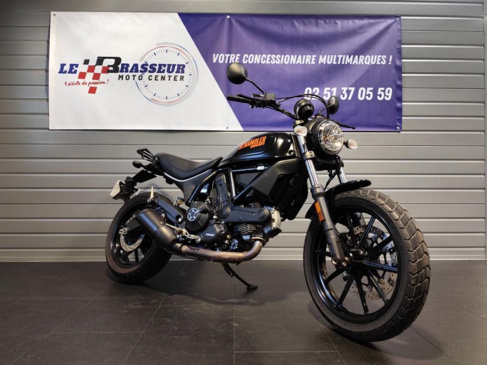 DUCATI 400 Scrambler Sixty 2 #hastag 12