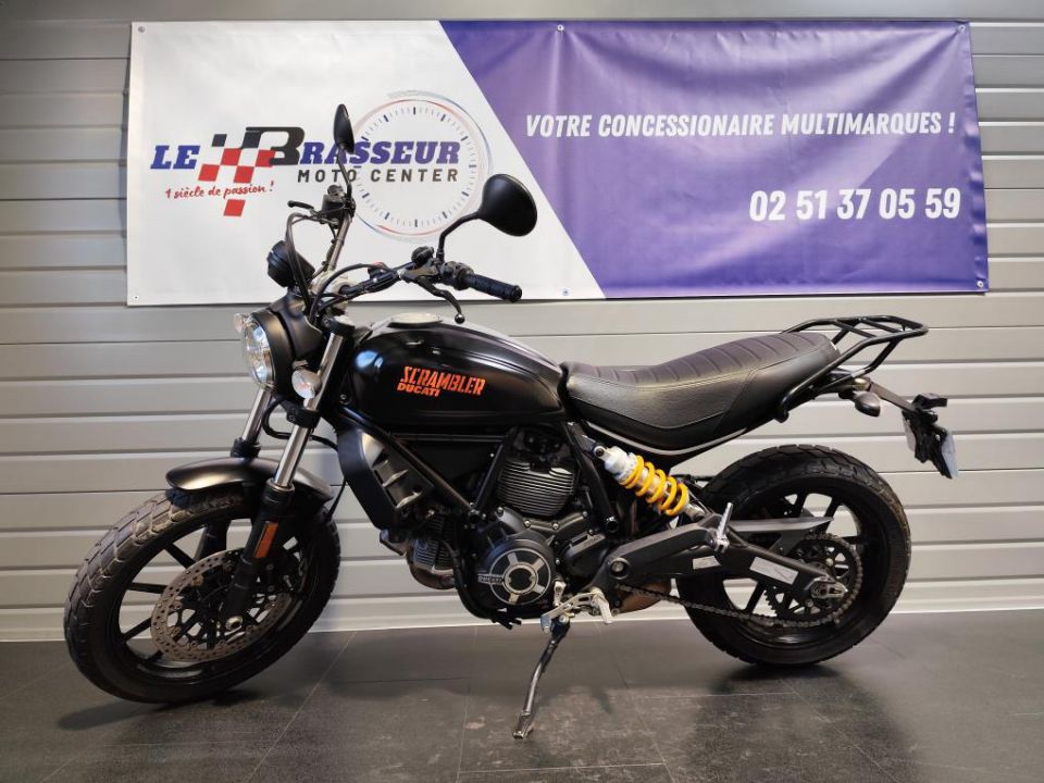 DUCATI 400 Scrambler Sixty 2 #hastag 18