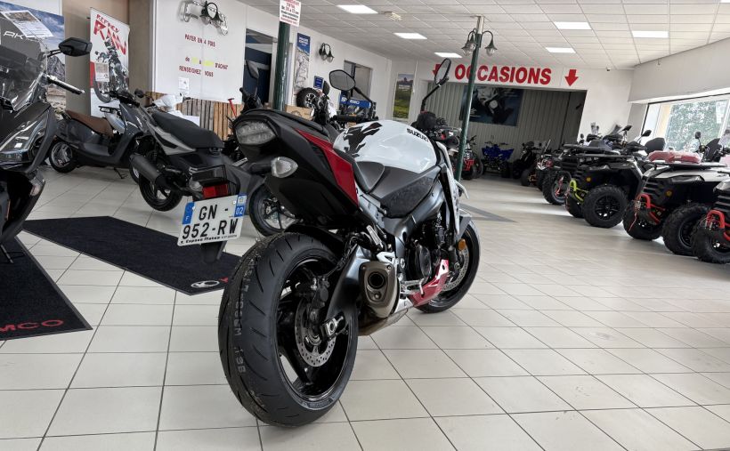 SUZUKI GSX-S 950 A2 1
