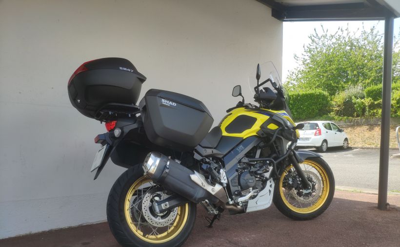 SUZUKI DL V-Strom 650 2