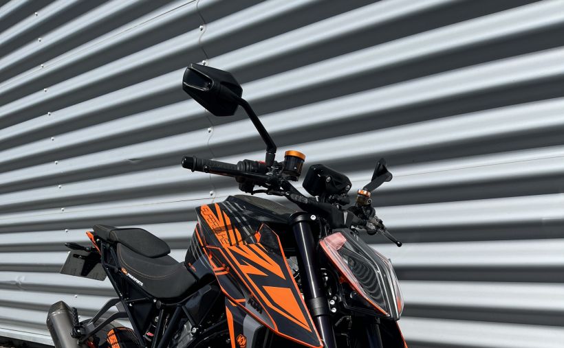 KTM 1290 SUPER DUKE R 1