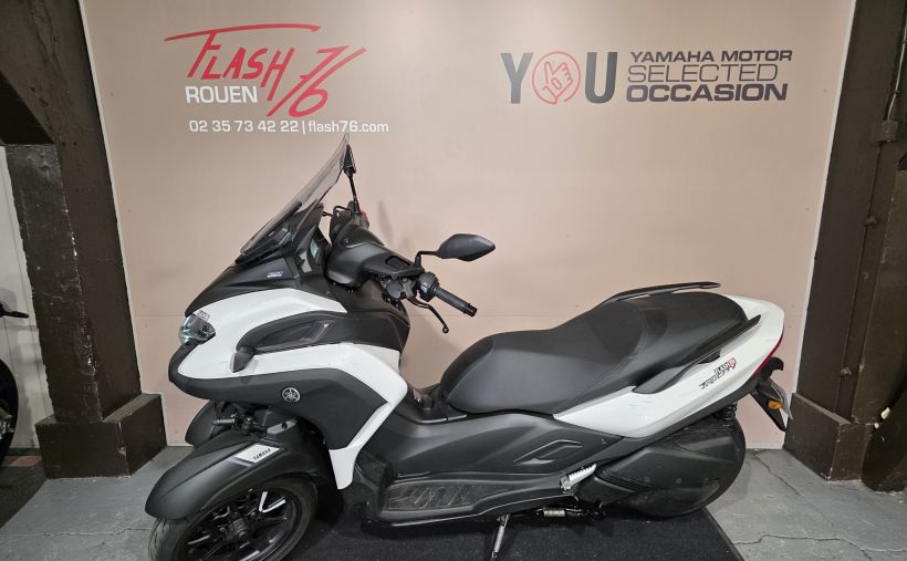 YAMAHA TRICITY 300 1