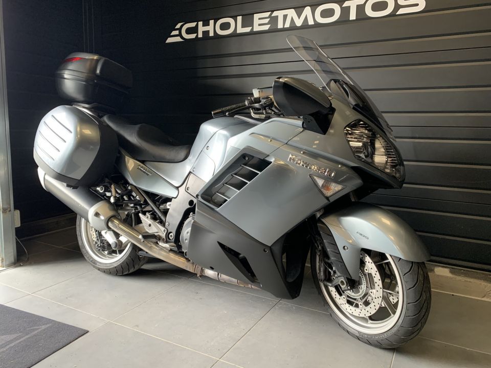 KAWASAKI GTR 1400 8