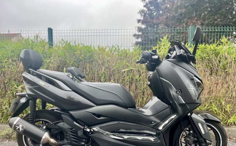 YAMAHA X-MAX 125 0