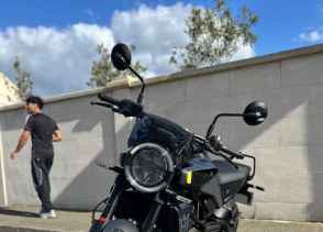 HUSQVARNA SVARTPILEN 125 ABS - 2024