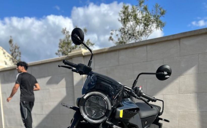 HUSQVARNA SVARTPILEN 125 ABS 0