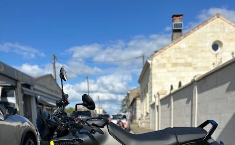 HUSQVARNA SVARTPILEN 125 ABS 1
