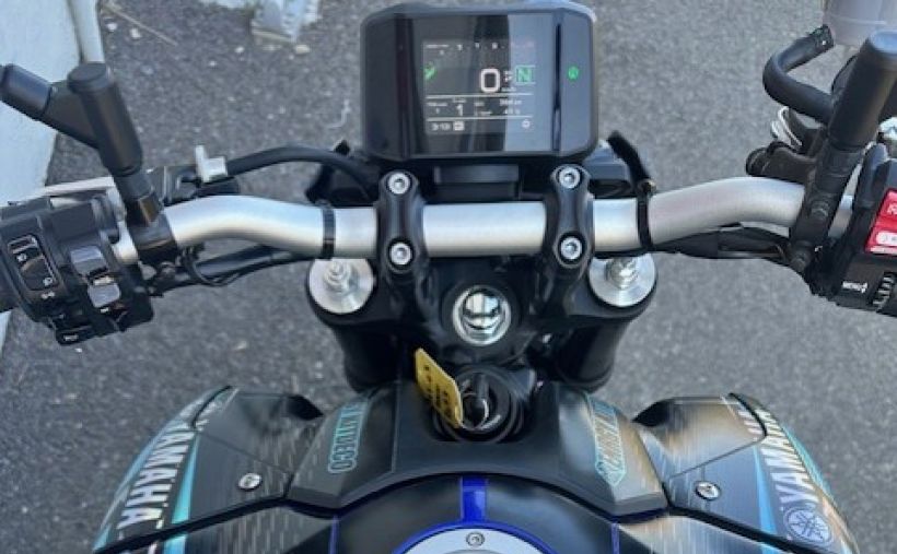 YAMAHA MT-09 3