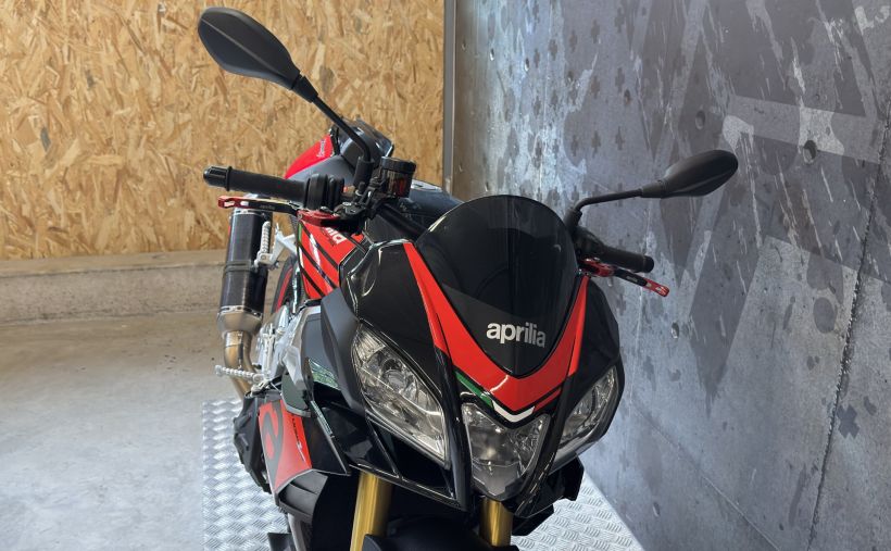 APRILIA TUONO 1100  V4 RR 1
