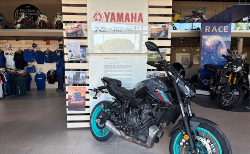 YAMAHA MT-07 KUTVEK FAIBLE KILOMETRAGE 90€/MOIS* GARANTIE 12 MOIS 1