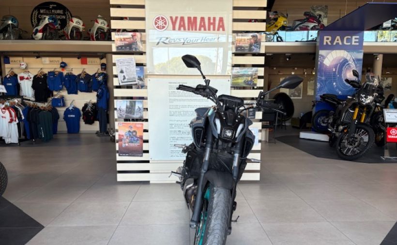 YAMAHA MT-07 KUTVEK FAIBLE KILOMETRAGE 90€/MOIS* GARANTIE 12 MOIS 2