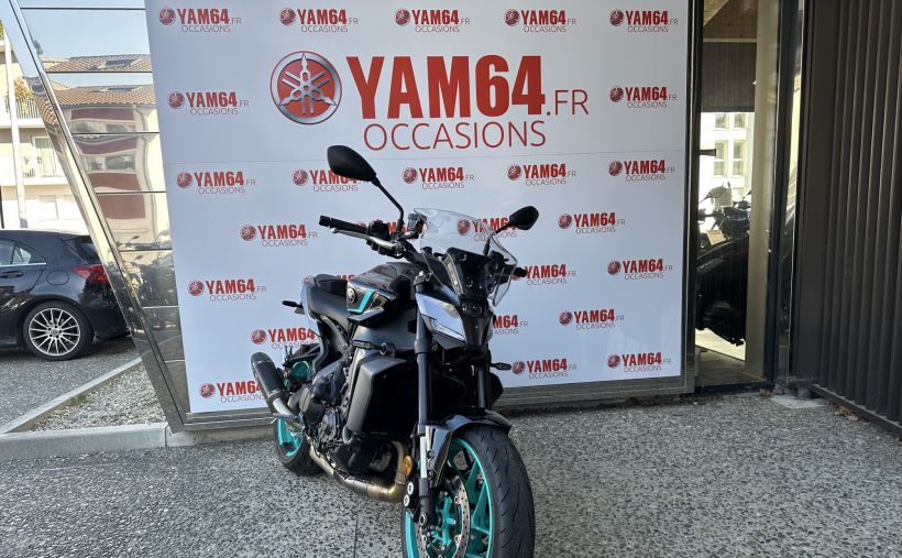 YAMAHA MT 09 Y-AMT 2