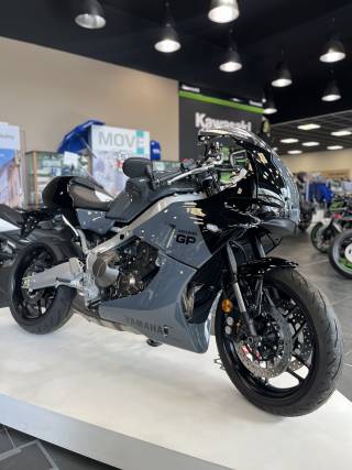 YAMAHA XSR 900 GP - 2025