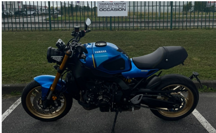 YAMAHA XSR 900 2