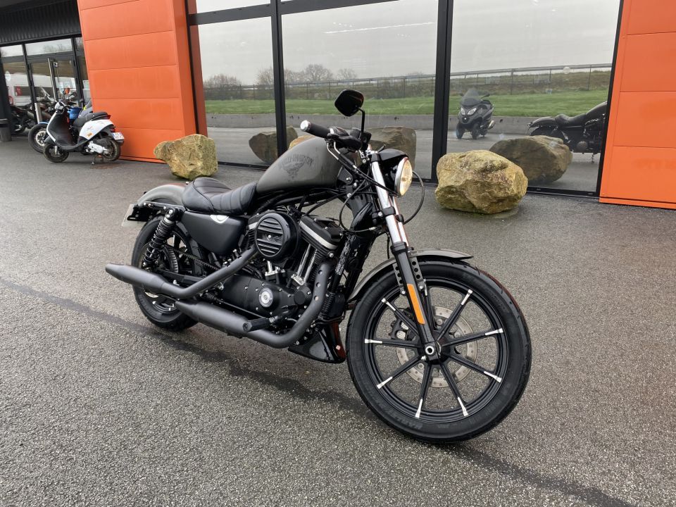 HARLEY-DAVIDSON SPORTSTER SUPERLOW 883  5