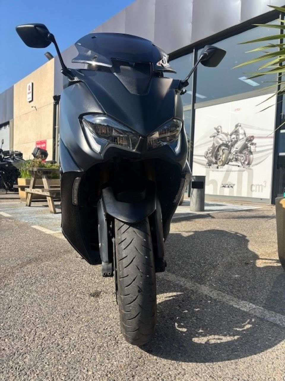 YAMAHA XP T-MAX 560 1