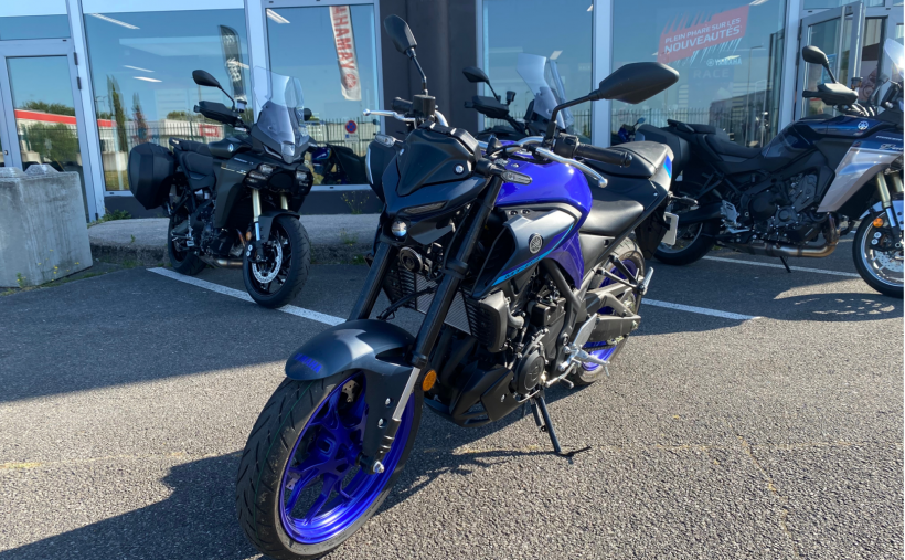 YAMAHA MT-03 3