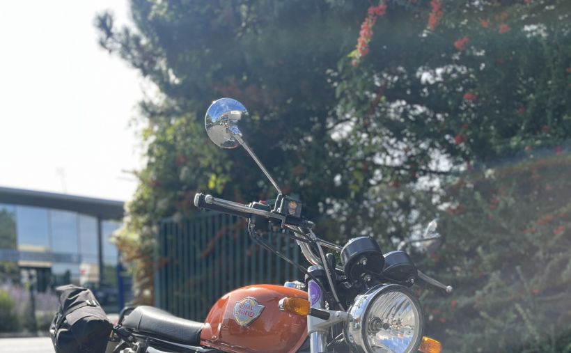 ROYAL ENFIELD INTERCEPTOR 5
