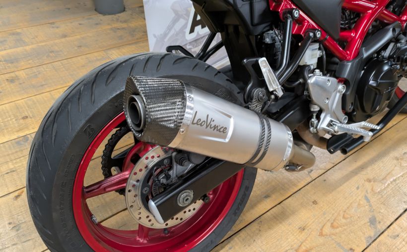 SUZUKI SV 650 (47.5CV) 3