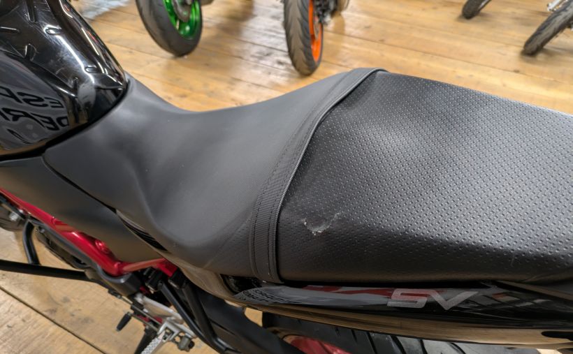SUZUKI SV 650 (47.5CV) 7