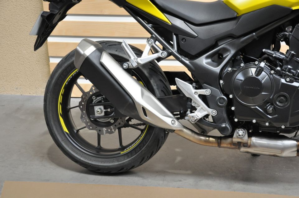 HONDA CB 750 HORNET 6