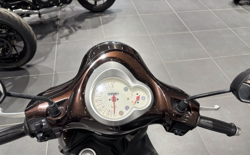 YAMAHA DELIGHT 125 10