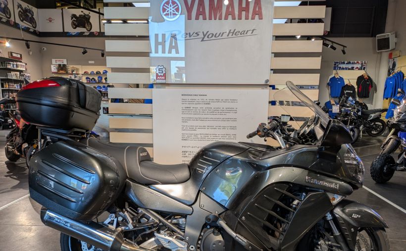 KAWASAKI GTR 1400 1
