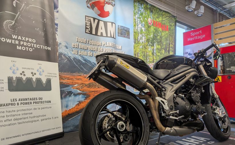TRIUMPH SPEED TRIPLE 1050 S  2