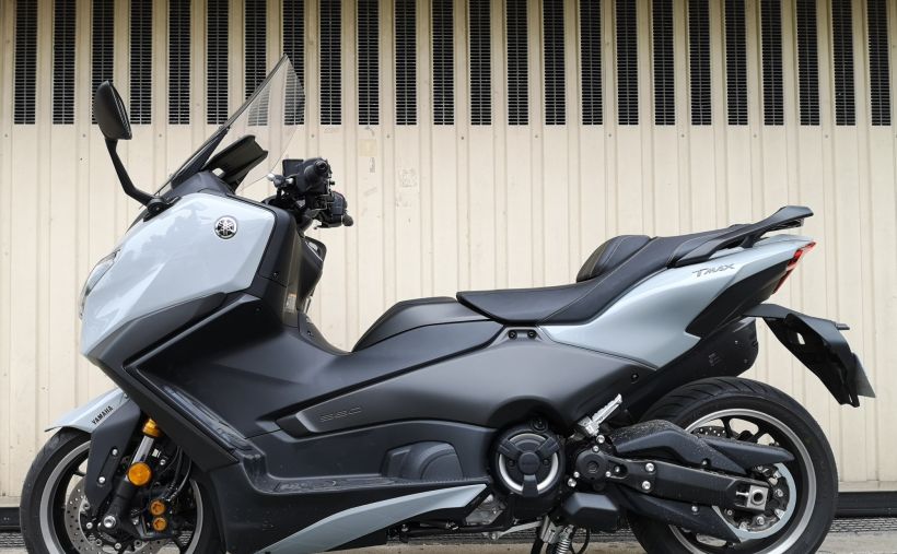 YAMAHA XP T-MAX 560 TECH MAX 28
